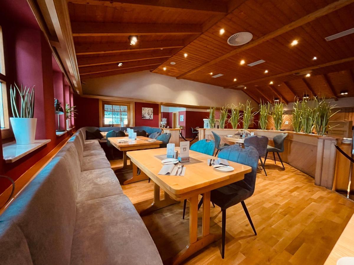 Maifeld Sport- Und Tagungshotel Верл Екстериор снимка